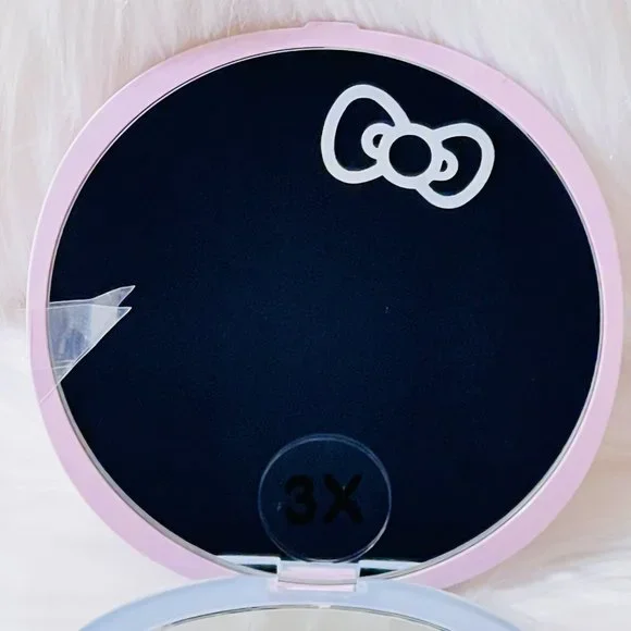 Hello Kitty® The Swirl LED‎ Compact Mirror